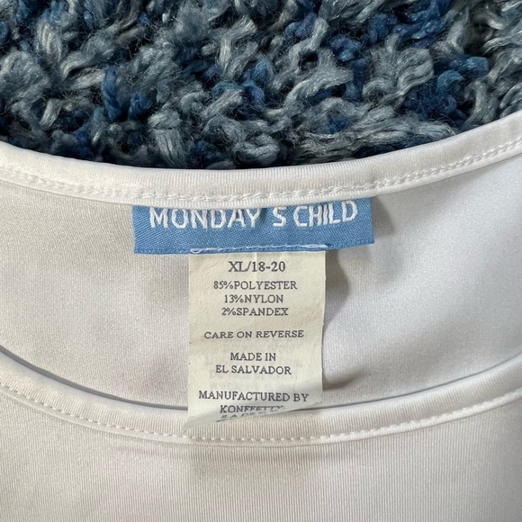 Girls hearts and colors t-shirt - Picture 4 of 4